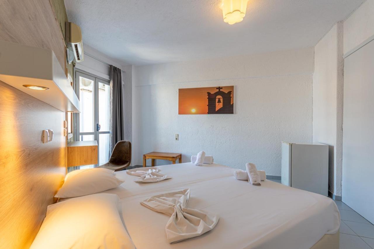 Simple Hotel Hersonissos Blue エクステリア 写真