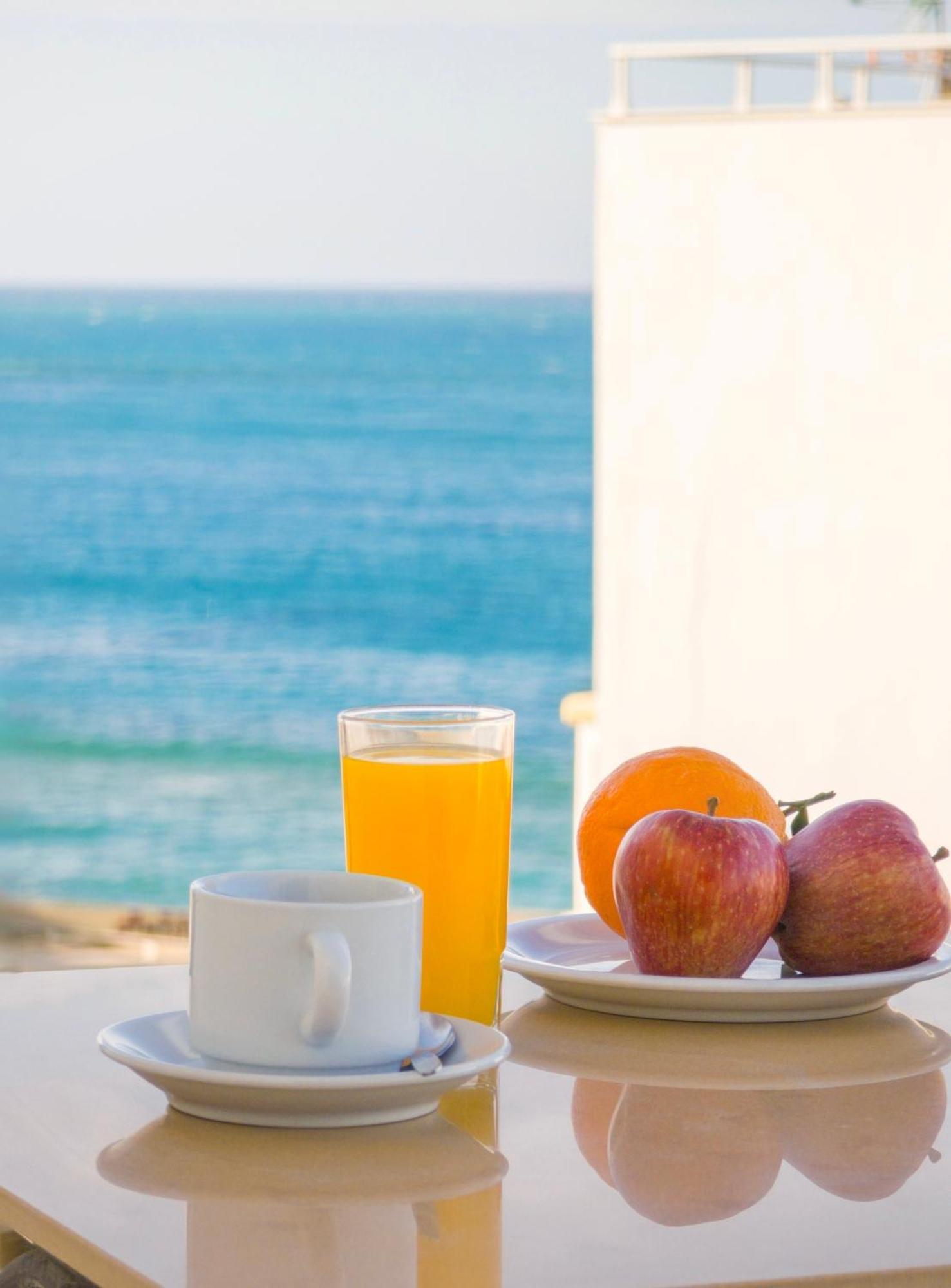 Simple Hotel Hersonissos Blue エクステリア 写真